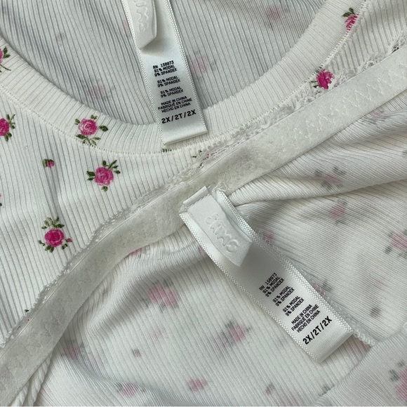 Skims Pajama Set modal floral tshirt shorts womens White (size 2x) loungewear - Picture 3 of 3